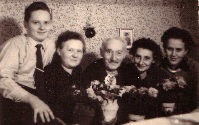 02 Verwandschaft in Bernburg 196202.JPG